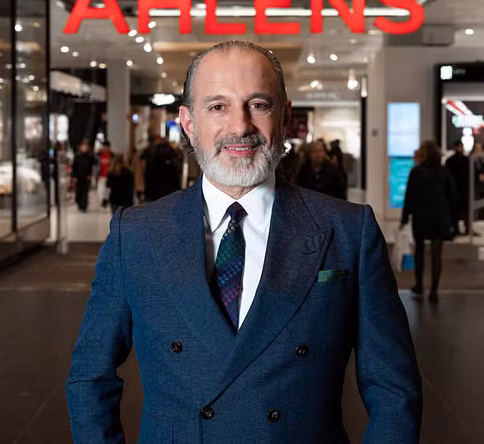 Ayad Al Saffar, ägare, Åhléns